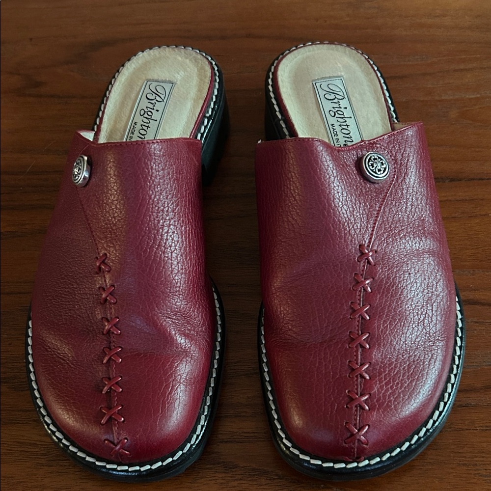 Brighton Burgundy Red SZ 7 M  Leather Mules with Silver Accent slip on Like NEW!